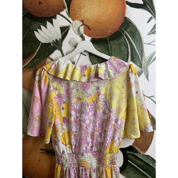 Modcloth Medium Floral Surplice Short Sleeve Dress - Picture 7 of 7